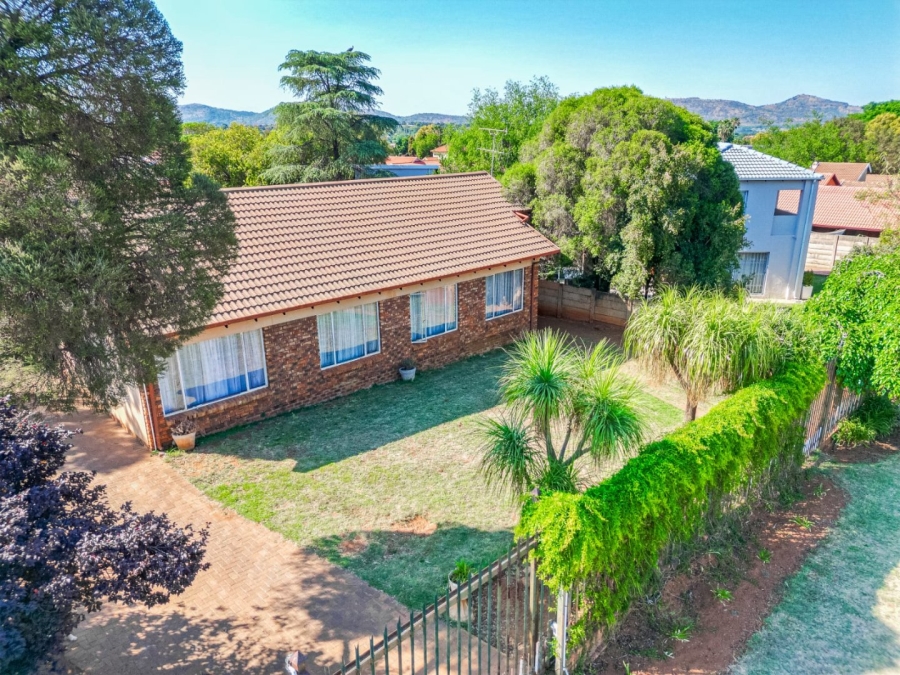 3 Bedroom Property for Sale in Melodie North West